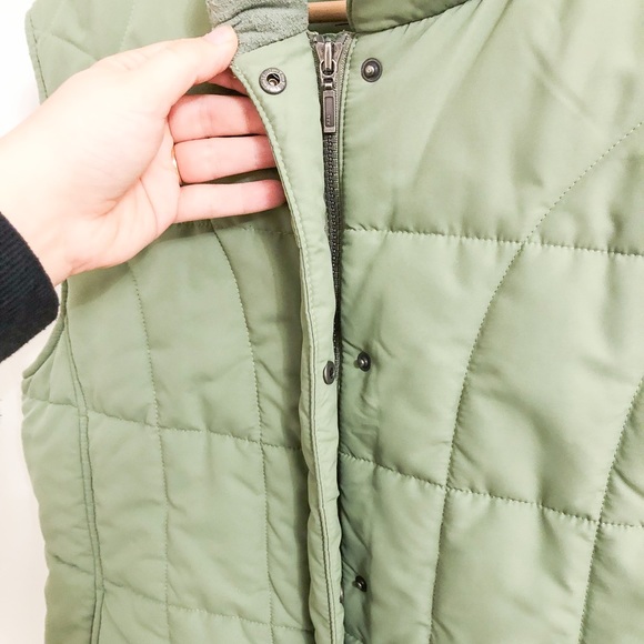 WindRiver Puffy Vest - Picture 4 of 13